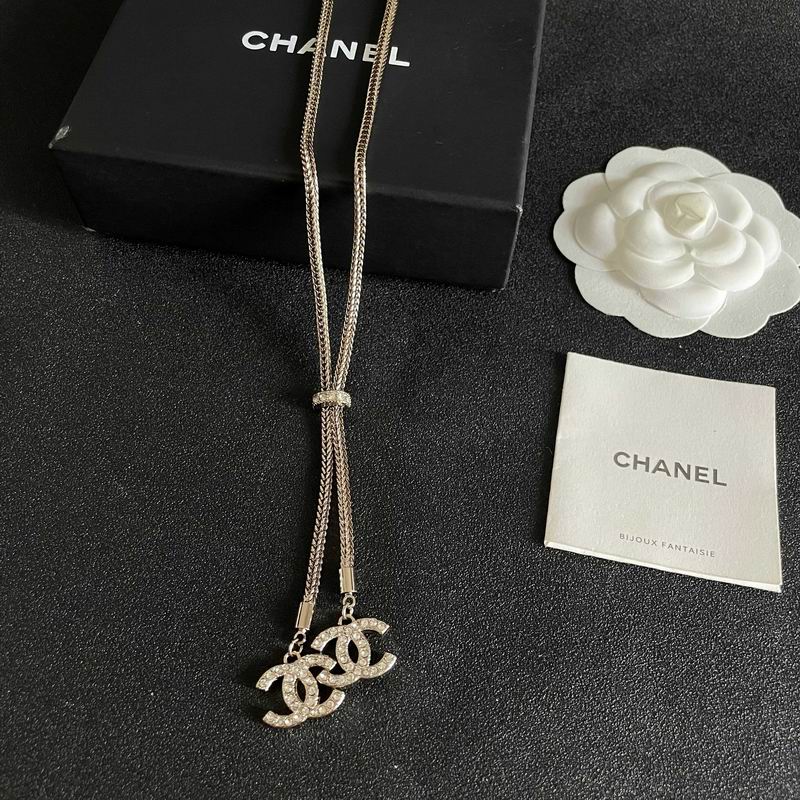 Chanel Necklace 06yxs31